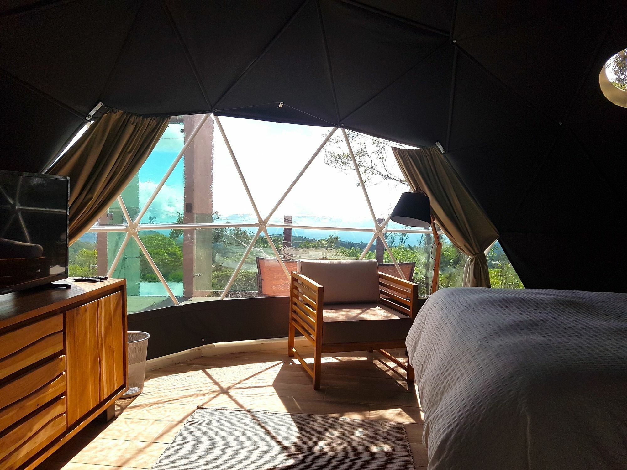 Chira Glamping Resort Monteverde Exterior foto